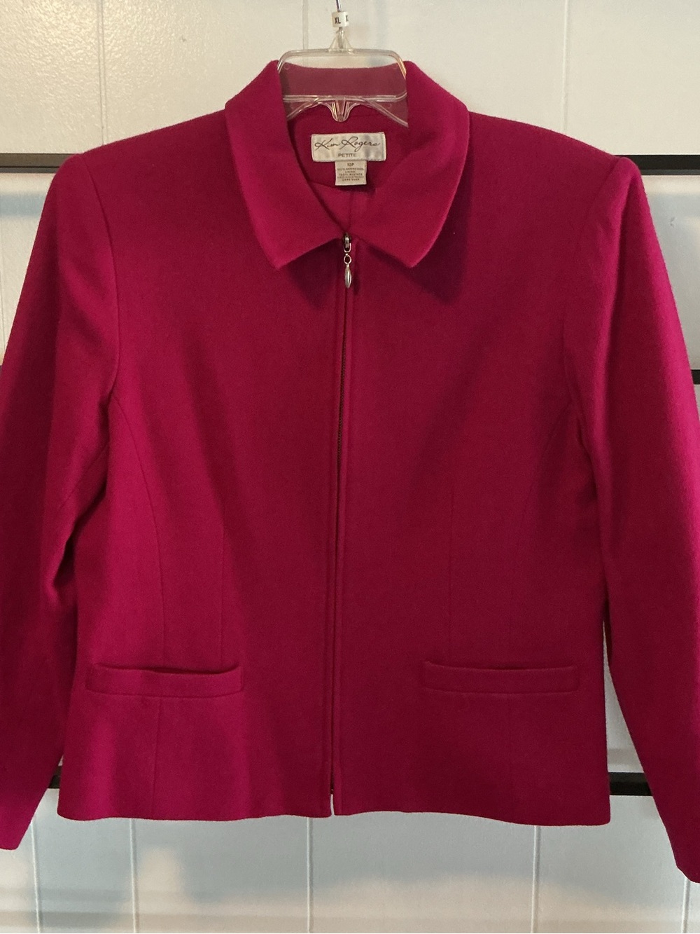 Women’s Kim Rogers Merino Wool Zip Up, Magenta, 10p Jacket , B2